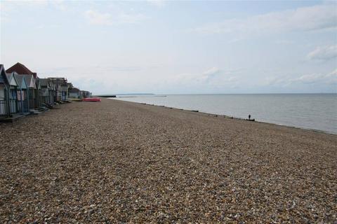 Beach hut for sale, Western Esplanade, Herne Bay