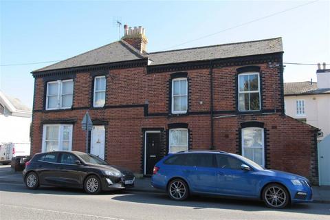 Avenue Road, Herne Bay