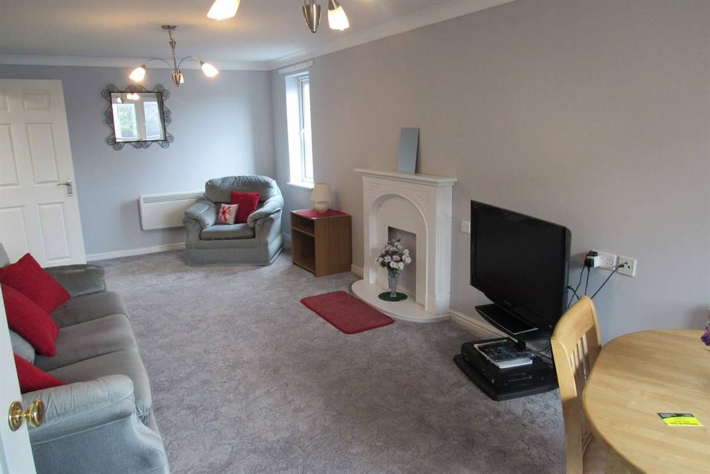 Lounge/Dining room