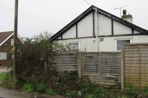2 bedroom detached bungalow for sale, Kimberley Grove, Seasalter, Whitstable