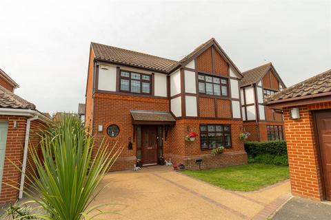 4 bedroom detached house for sale, Fulmar Way, Herne Bay