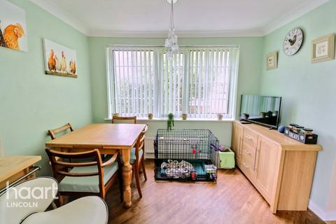 9 Dane Close, Metheringham, Lincoln, LN4 3DP