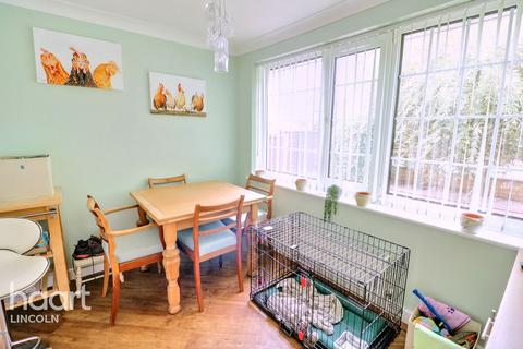 9 Dane Close, Metheringham, Lincoln, LN4 3DP