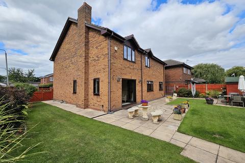 4 bedroom detached house for sale, Swanlow Avenue,  Winsford, CW7