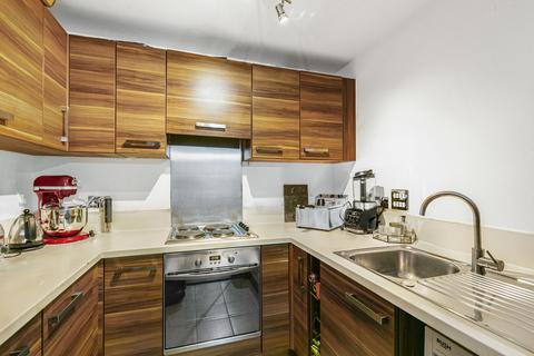 1 bedroom apartment for sale, Garratt Lane, London, SW18
