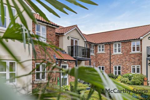 1 bedroom apartment for sale, Rogerson Court, Scaife Garth, Pocklington, Yorkshire, YO42 2SJ