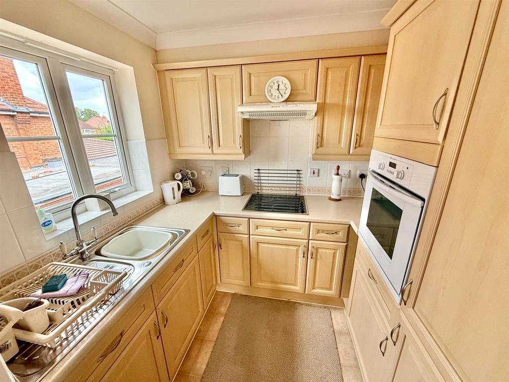 PC25 Kitchen.jpg