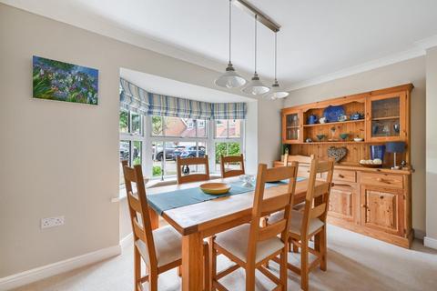9 Lady Forsdyke Way, Epsom, KT19 7LF