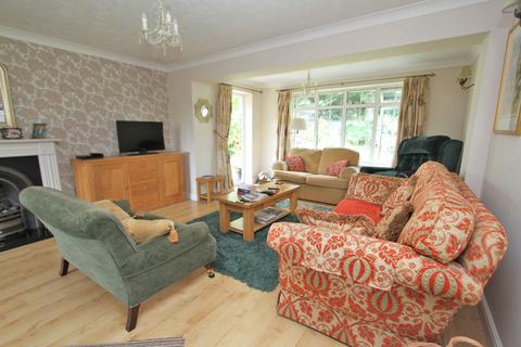 4 bedroom detached house for sale, Wealden Park , Eastbourne  BN22