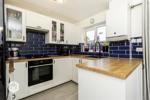 3 bedroom semi-detached house for sale, Irvine Avenue, Boothstown, Worsley, Manchester, M28 1LJ