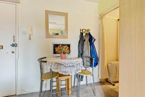 undefined, Esplanade Court, Paignton