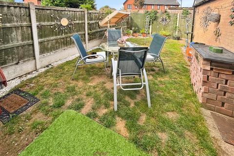 21 Broadlands Close, Dunscroft, Doncaster, DN7 4NN