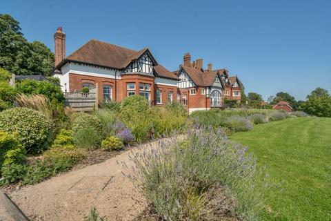 undefined, Bruce Manor Close, Wadhurst, East Sussex