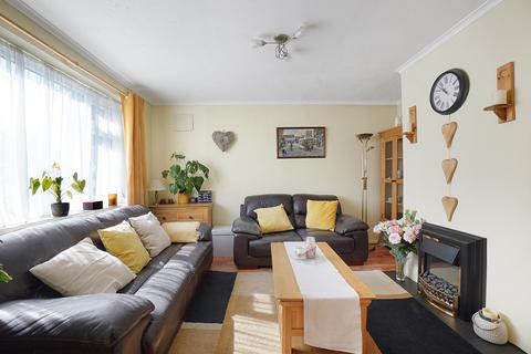 3 bedroom terraced house for sale, Bloors Lane, Rainham