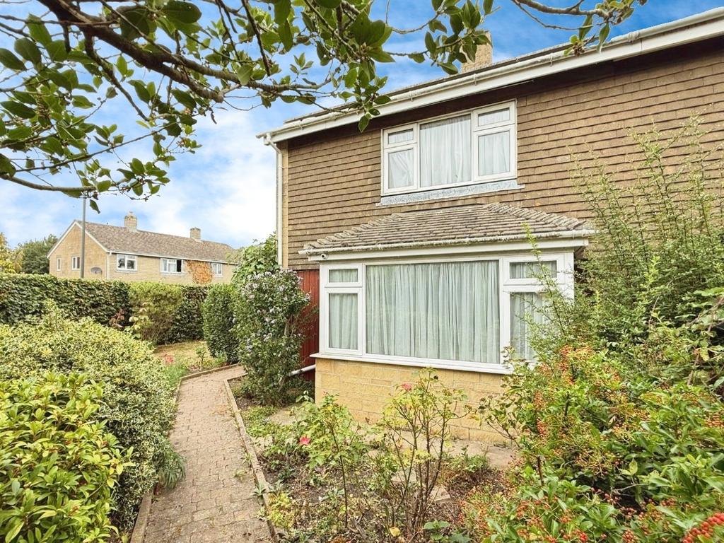 Pbox-front of house-322561.jpeg