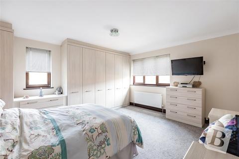 undefined, Grange Avenue, Wickford, Essex, SS12