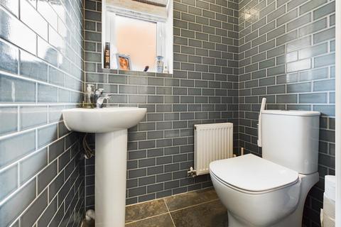 undefined, Dew Way, Calne SN11