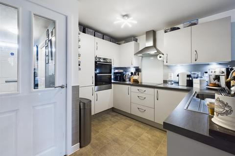 undefined, Dew Way, Calne SN11