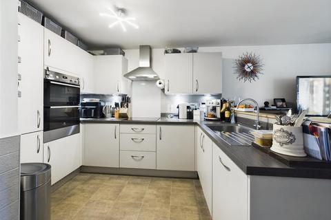 undefined, Dew Way, Calne SN11