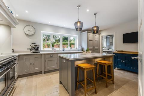 Laurel House College Lane, Ellisfield, Basingstoke, RG25 2QF