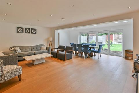 4 bedroom detached house for sale, Talbrook, Brentwood
