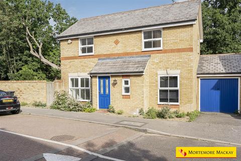 30 Macleod Road, London, N21 1SN