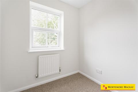 30 Macleod Road, London, N21 1SN