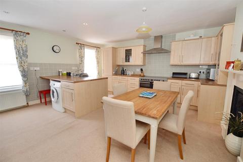 2 bedroom apartment for sale, Overstrand Road, Cromer