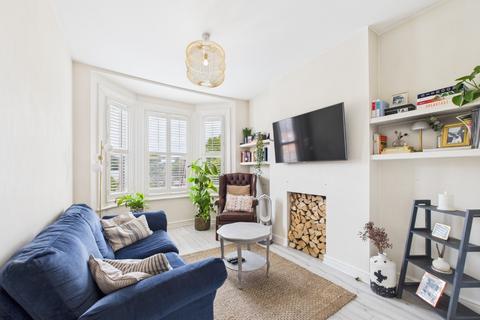 2 bedroom maisonette for sale, Bromley, Kent BR2