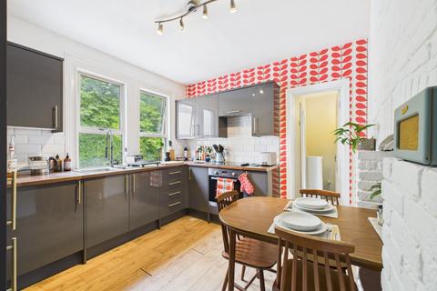 2 bedroom maisonette for sale, Bromley, Kent BR2