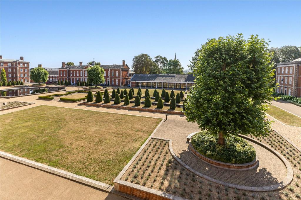 Communal Grounds