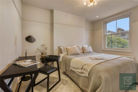 4 bedroom terraced house for sale, Sandringham Rd, London, E8
