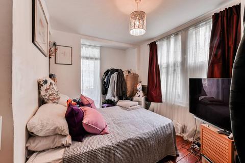undefined, Princess May Road, Newington Green, London, N16
