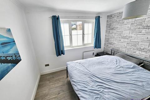 2 bedroom flat for sale, Crabtree Close, Plymouth PL3