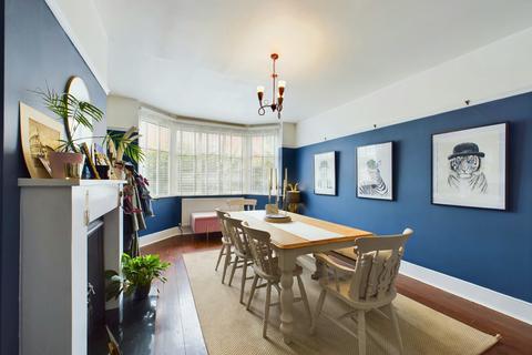 undefined, Park Avenue North, Northampton, NN3 2JE