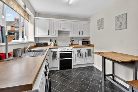 3 bedroom terraced house for sale, Chatsworth Terrace, York