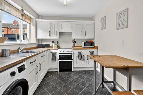 3 bedroom terraced house for sale, Chatsworth Terrace, York