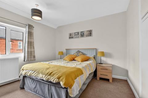 3 bedroom terraced house for sale, Chatsworth Terrace, York