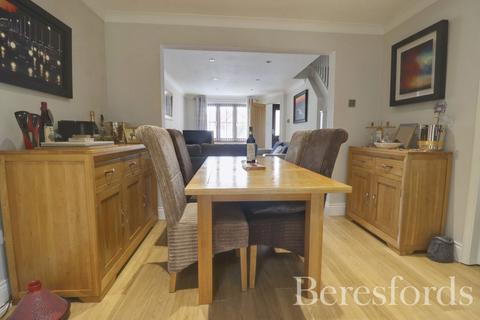4 bedroom detached house for sale, Gill Close, Heybridge, CM9