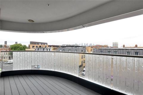 2 bedroom apartment for sale, Lambarde Square, London, SE10