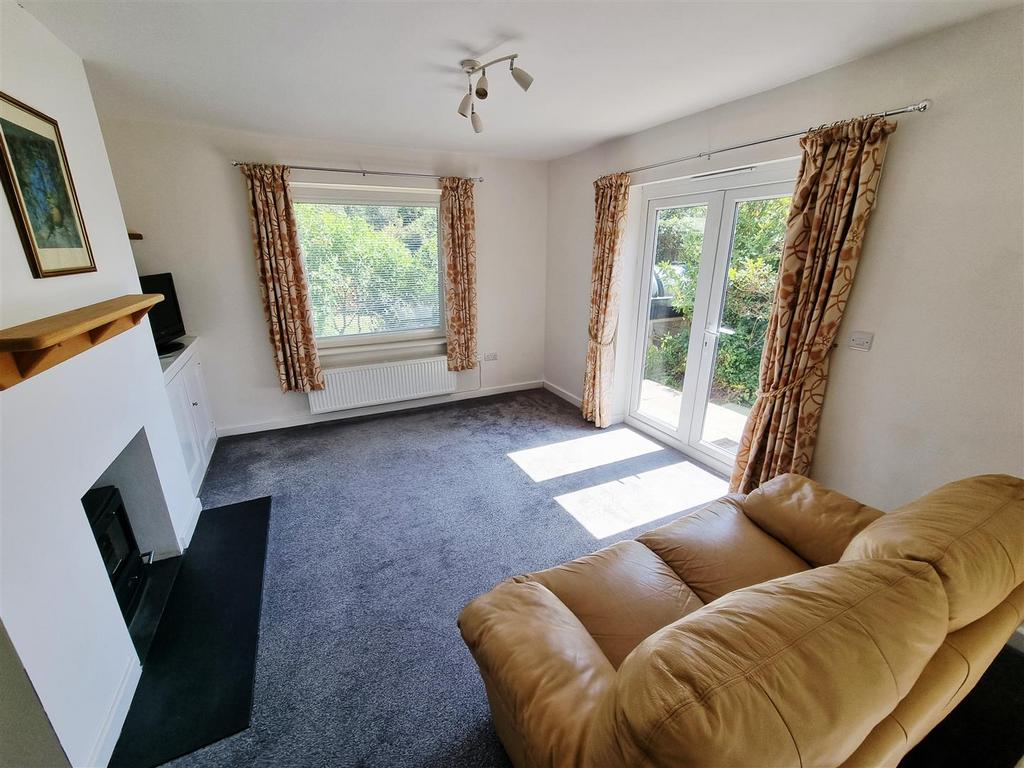 Sitting room.jpg