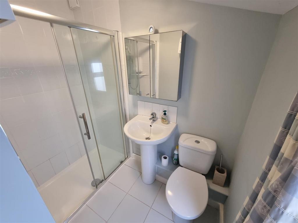 Ensuite.jpg