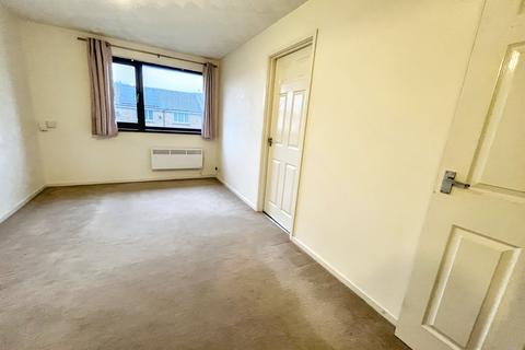 1 bedroom flat to rent, Limeslade Close, Fairwater, Cardiff