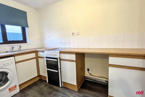 1 bedroom flat to rent, Limeslade Close, Fairwater, Cardiff