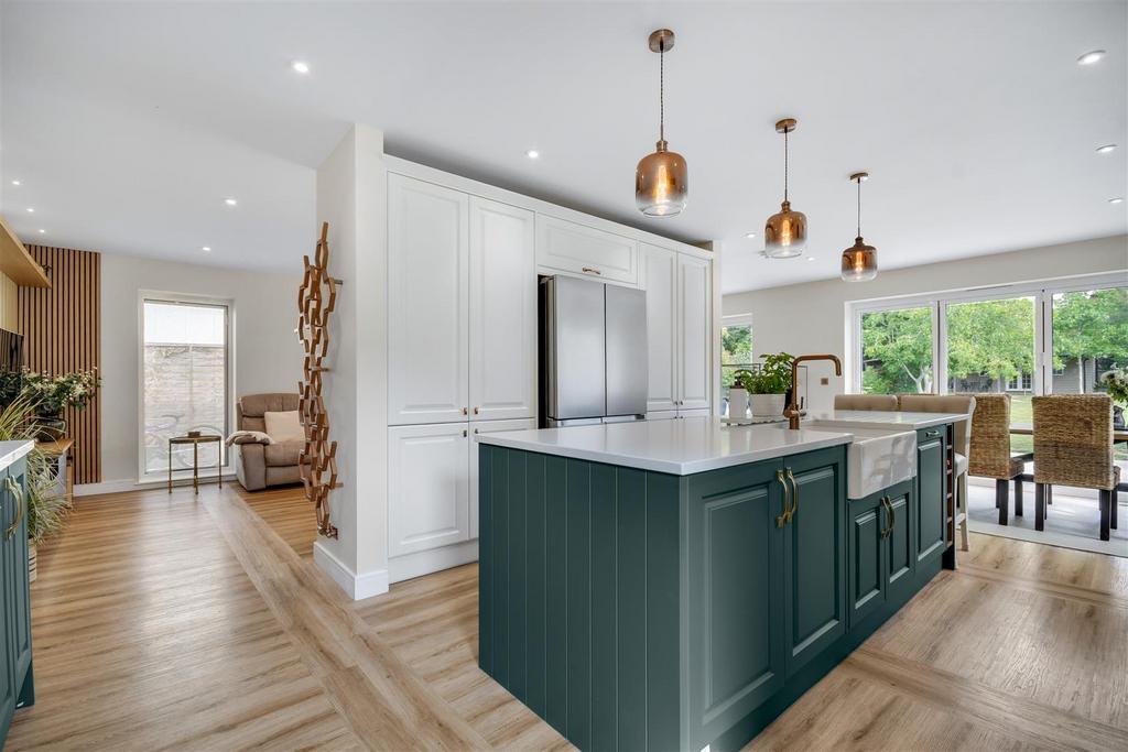 Kitchen .jpg