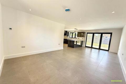 undefined, Britten Close, Tonbridge, TN10