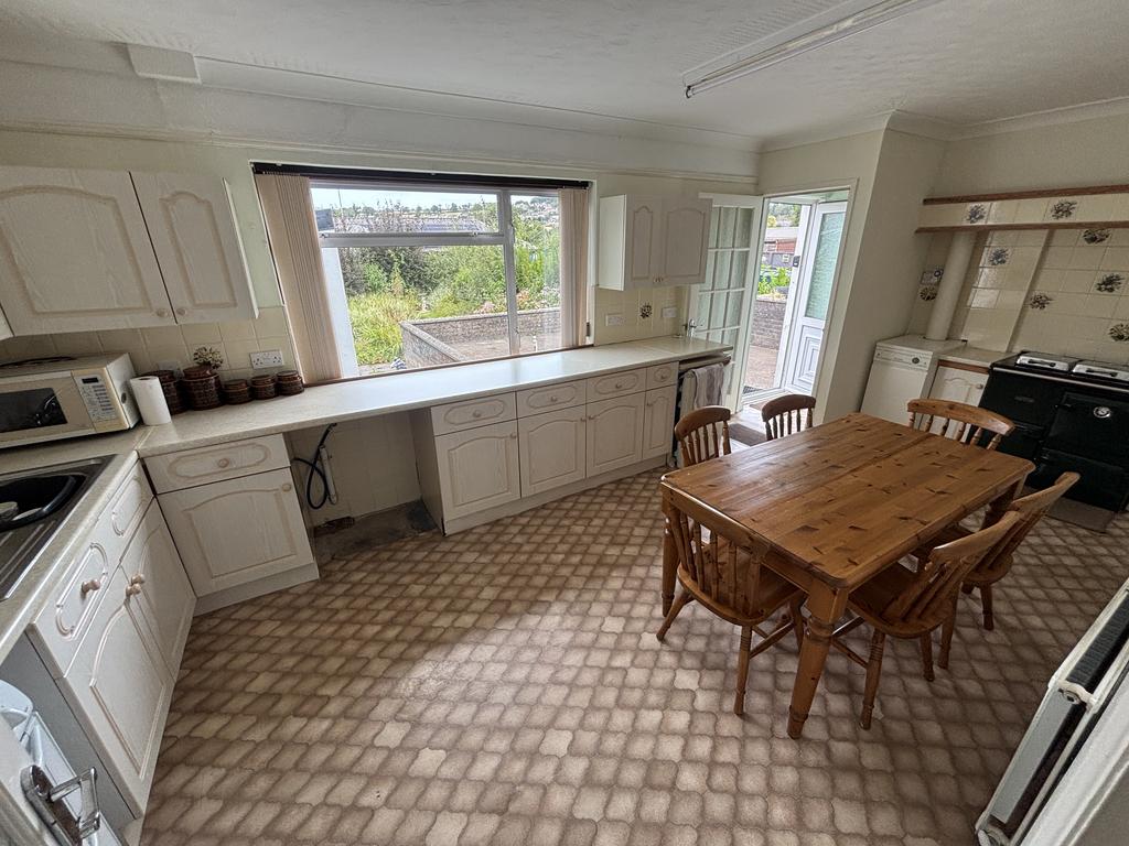 Kitchen/diner (second image)