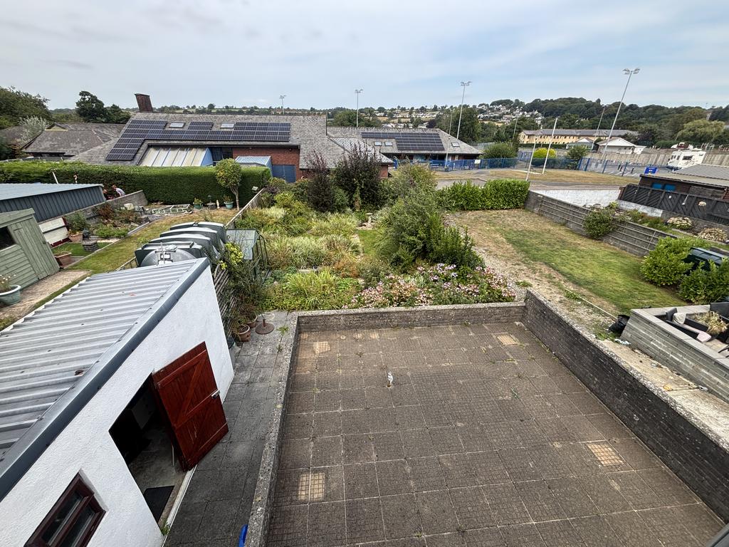 Garden (fourth image)