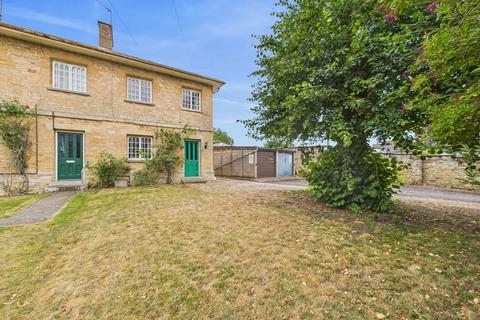 undefined, High Street, Potterspury, NN12