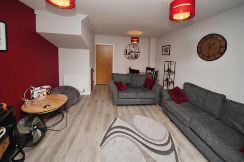 undefined, Lythe Avenue, Hull